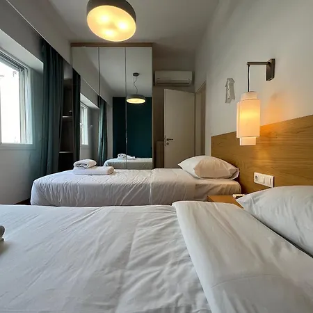 Apartment Pirgotelous Spacious 3bdr In Pangrati