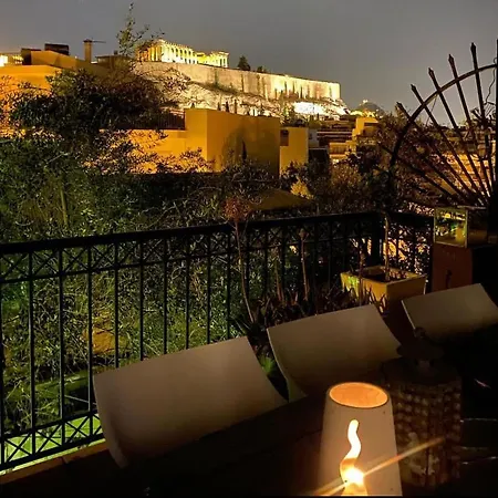 Arthome Acropolis View Apartment
