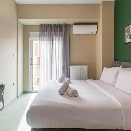 Snug By Zoia Living Atenas