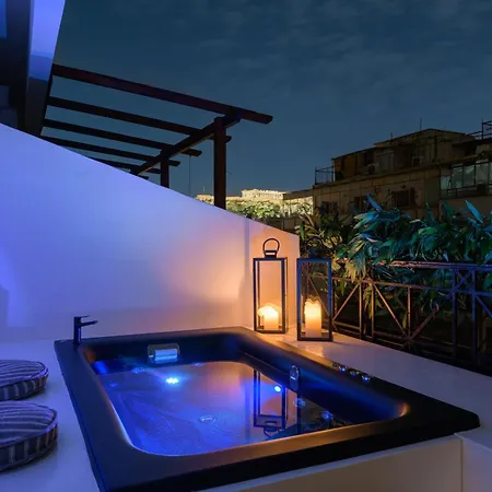 Penthouse W/ View & Plunge Pool