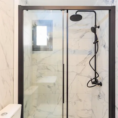 Aiolos Super Lux Jucuzzi Nea Smyrni Centre