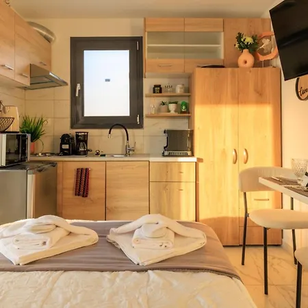 Aiolos Super Lux Jucuzzi Nea Smyrni Centre *