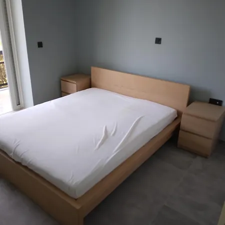 Apartment Down Town House With Uni Sence! Athens