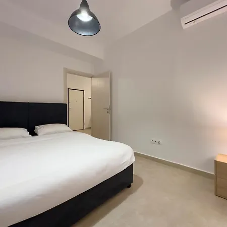 Glenvar Heights A2 Spacious In Paleo Faliro Apartment *