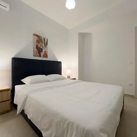Apartment Glenvar Heights A2 Spacious In Paleo Faliro