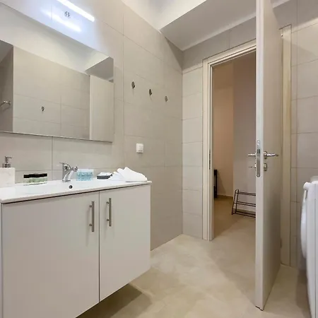 Apartment Glenvar Heights A2 Spacious In Paleo Faliro *
