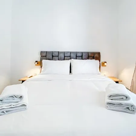 Syntagma Square, 60sqm Platinum Athens