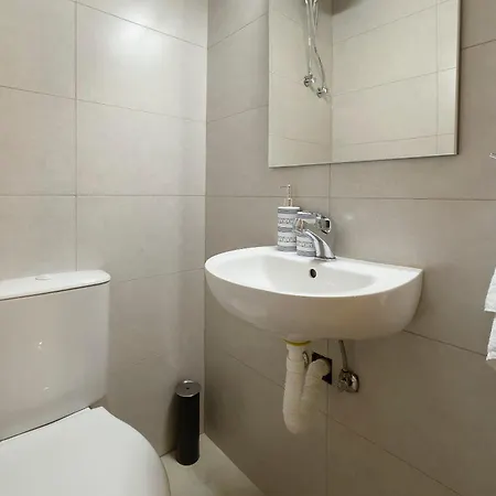 Glenvar Heights A2 Spacious In Paleo Faliro * Athens