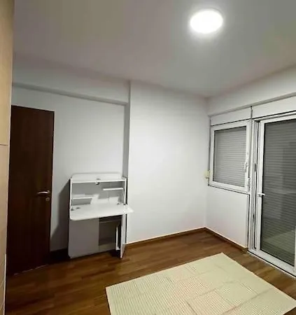 Apartment Glyfada 3 Bed: Modern & Cozy Athens