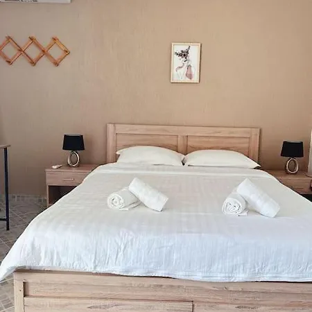Apartment Glyfada Grand *