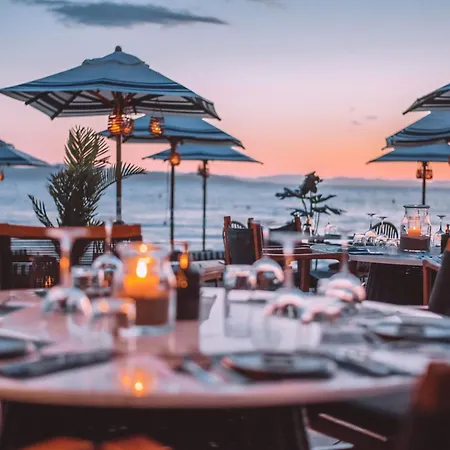 Vouliagmeni Gardensuite Astir *