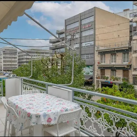 Classic Luxury Apartment, 3 Km Form Acropoli, 5km From The * Athens