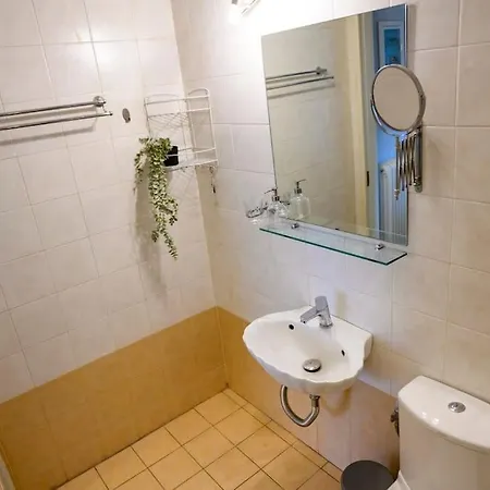 Apartment 'afrodite' Cozy In Egaleo *
