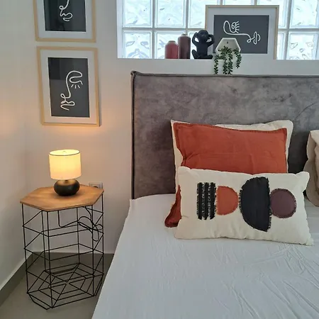 A Place 4u No74 * Αθήνα