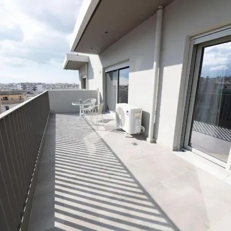 Modern 7th-floor With View