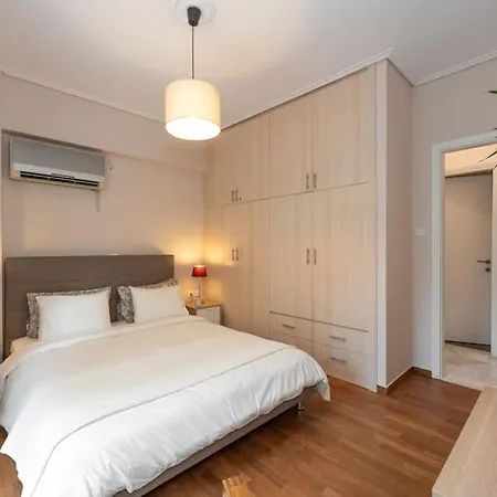 Cozy 1bdrm Apt/walk To The Beach Athens