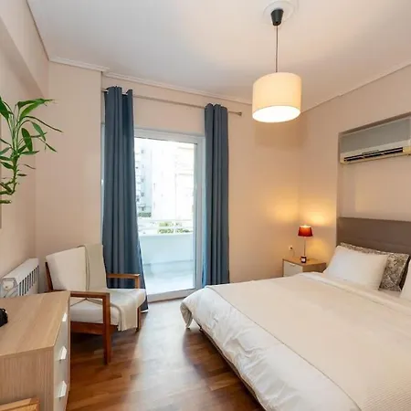 Cozy 1bdrm Apt/walk To The Beach Apartment