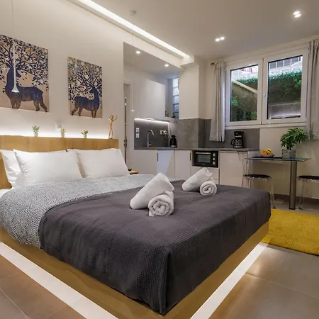 Modern & Stylish 1 Bdr Apartment *