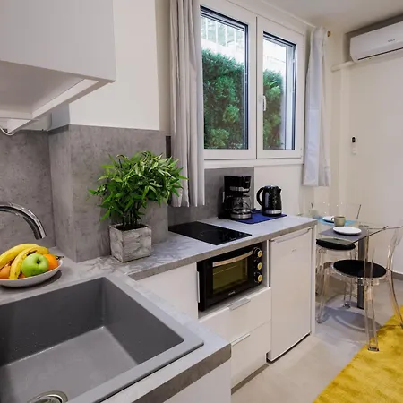 Modern & Stylish 1 Bdr Appartement