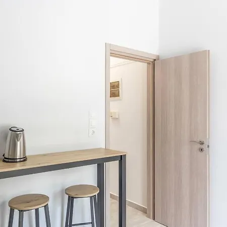 New And Renovated Close To Megaro Mousikis Διαμέρισμα