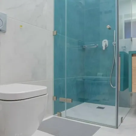 Amazing Location - 2 Min From Acropolis *