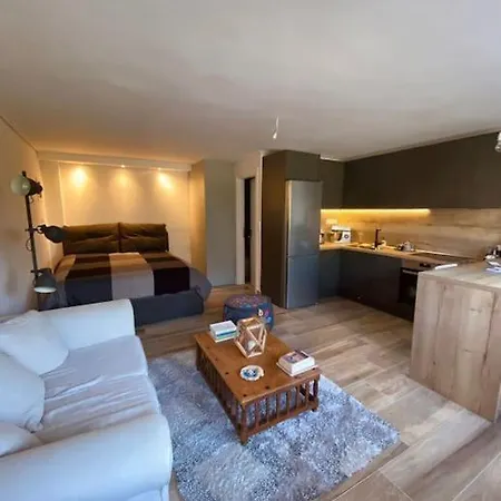 Escape In Anavissos Holiday home *