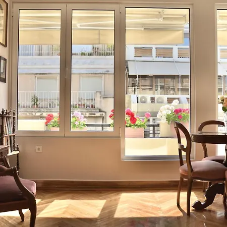 Vintage Kolonaki Luxury Penthouse Apartment Athens