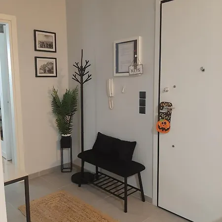 Apartment Luxury Close To Metro Athens