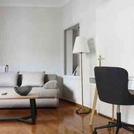 Apartment House In Plaka
