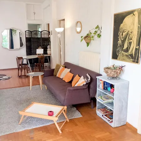 Mary's Art , Alimos Riviera & Apartment
