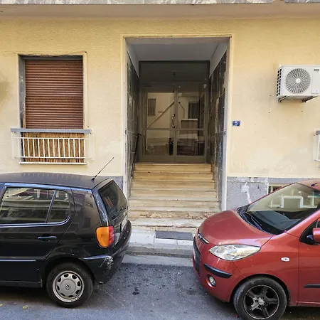 Dione Luxury Business In The Heart Of Apartment