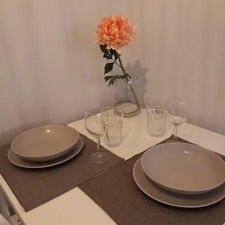 Apartment Leo