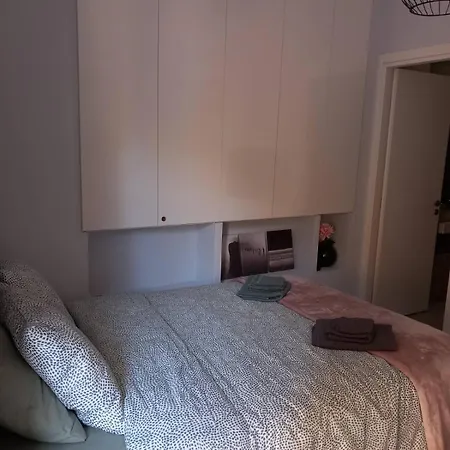 Apartment Leo
