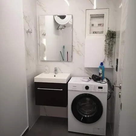 Ground Floor Apt. With Garden, Timfristou 86 Chalandri Athens