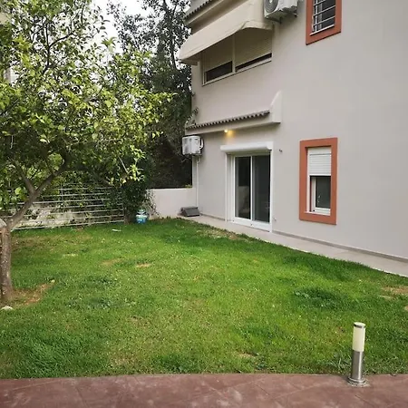 Ground Floor Apt. With Garden, Timfristou 86 Chalandri * Athens