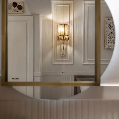 Plaka Vibes Apartment *