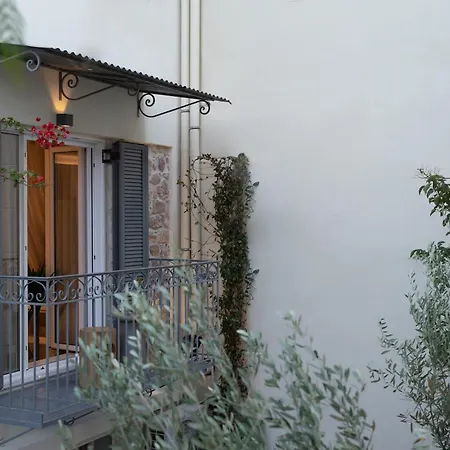 Plaka Vibes * Athens