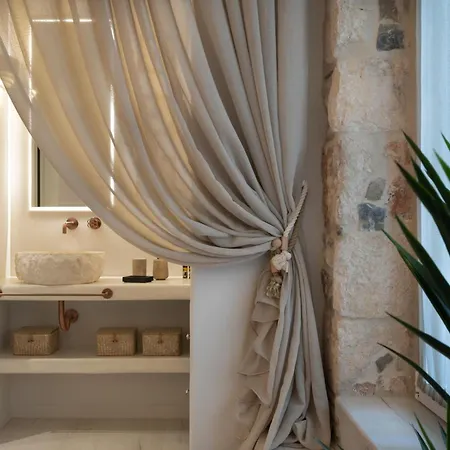 Plaka Vibes Apartment Athens