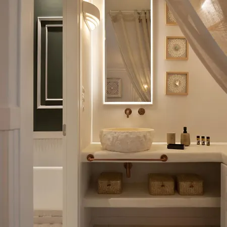 Apartment Plaka Vibes *