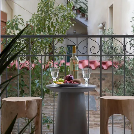 Plaka Vibes Athens