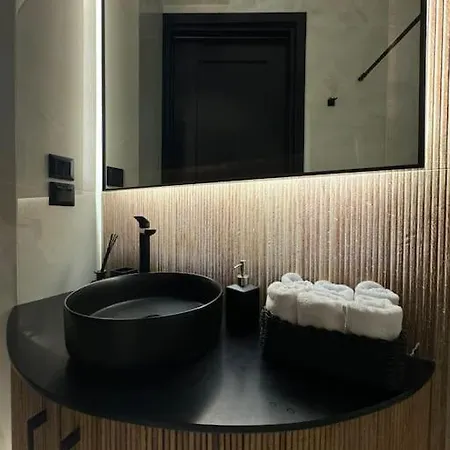 Luxury In Apartment *