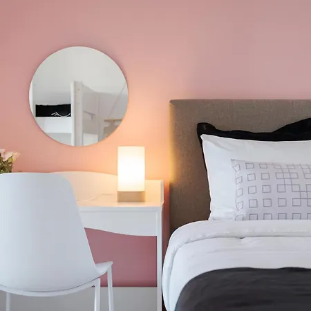 Glyfada Cozy Living * Athens