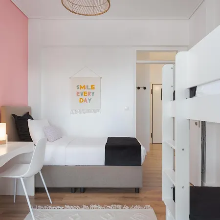 Glyfada Cozy Living * Athens