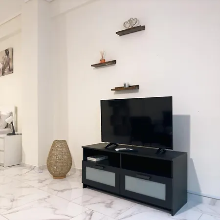 Nikitara Nook-close To Metro And Train Διαμέρισμα Αθήνα