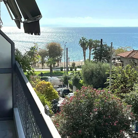 Sea View Διαμέρισμα *