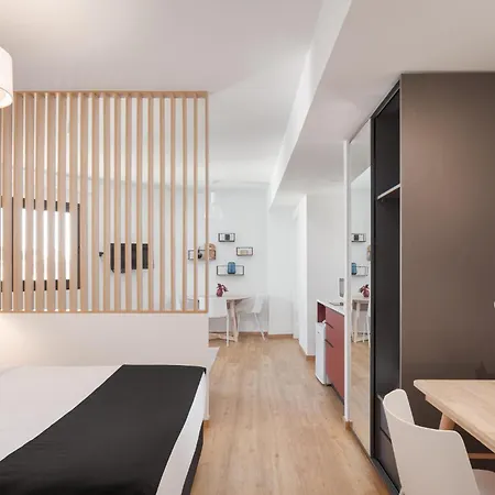 Syntagma Unique Penthouse Apartment