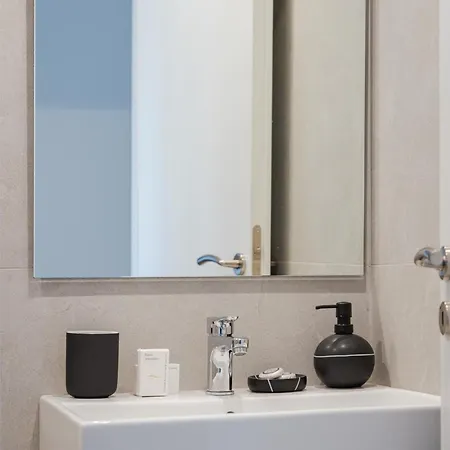 Syntagma Unique Penthouse Apartment *