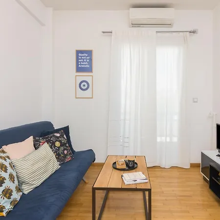 Cozy In Kato Petralona Apartment Athen