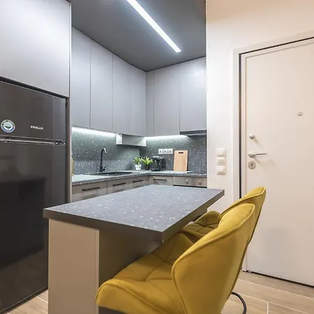 Cozy 2 Bedroom Flat At Mavili Square - Xenias Apartment *
