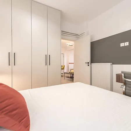 Cozy 2 Bedroom Flat At Mavili Square - Xenias